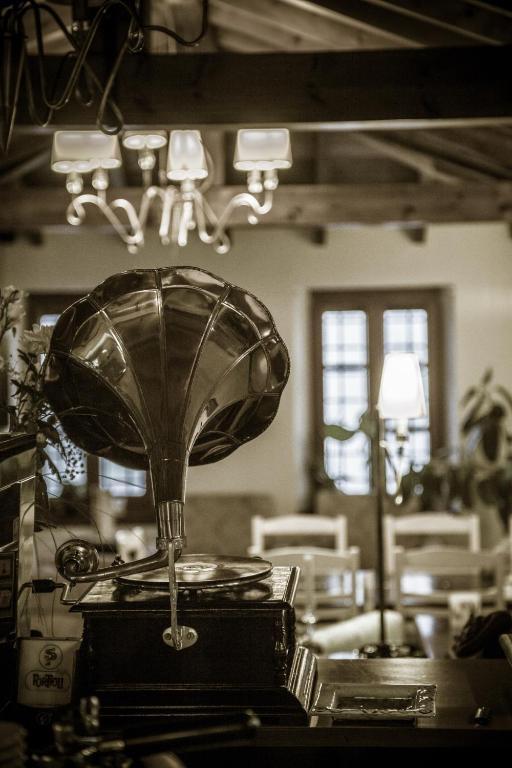 Nymfes Hotel Nymfaio Ngoại thất bức ảnh